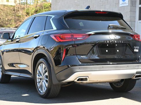 Used 2023 INFINITI QX50 Pure AWD/4WD image 3