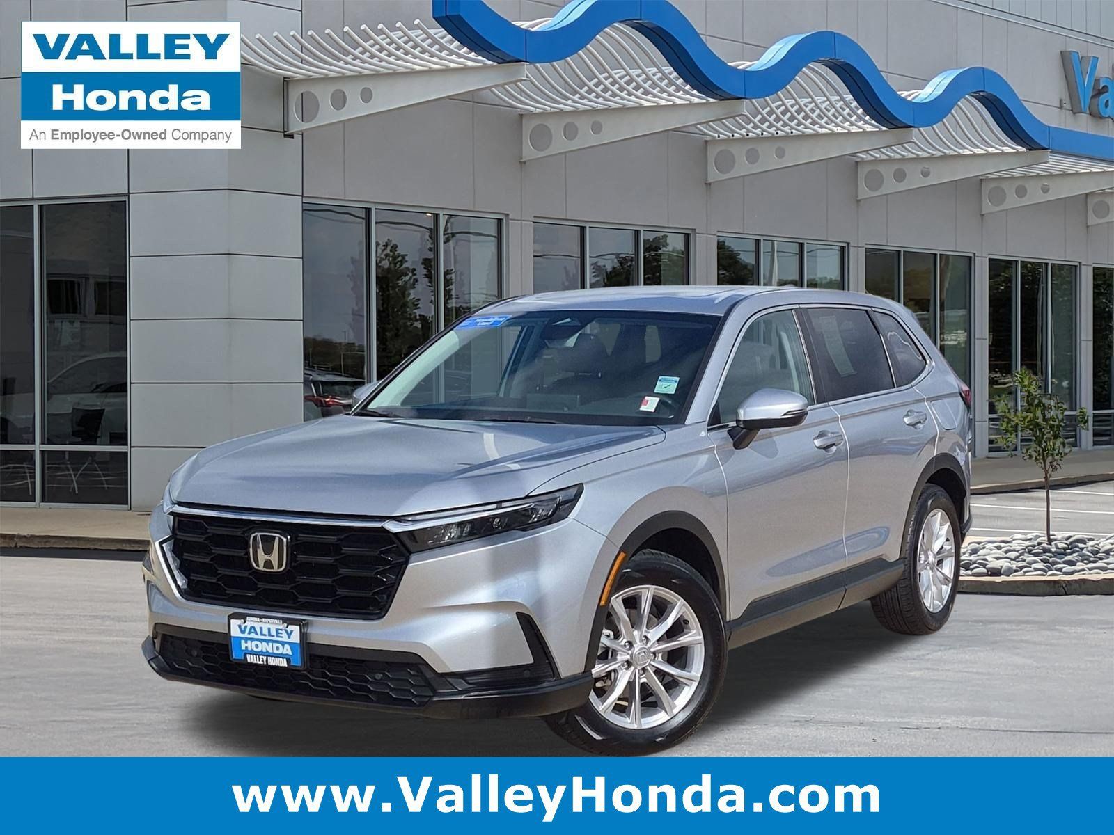 Used 2023 Honda CR-V EX-L image 1