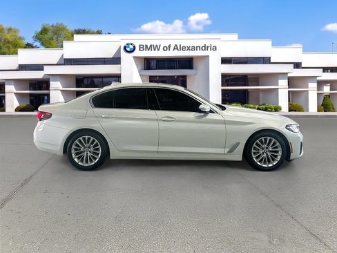 Used 2023 BMW 530i xDrive w/ Convenience Package AWD/4WD image 4