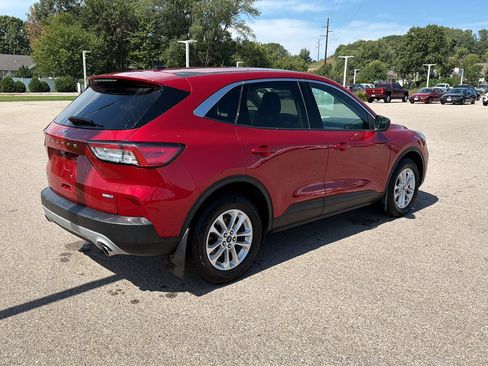 Used 2020 Ford Escape SE AWD/4WD image 2