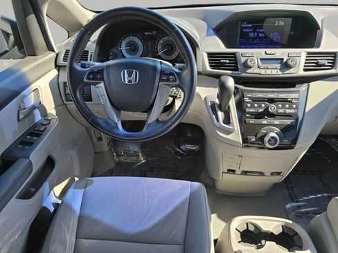 Used 2012 Honda Odyssey EX-L image 3