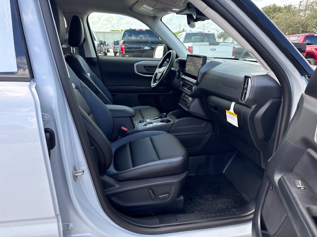 New 2026 Ford Bronco Sport Outer Banks w/ Sasquatch Outer Banks Package AWD/4WD image 22