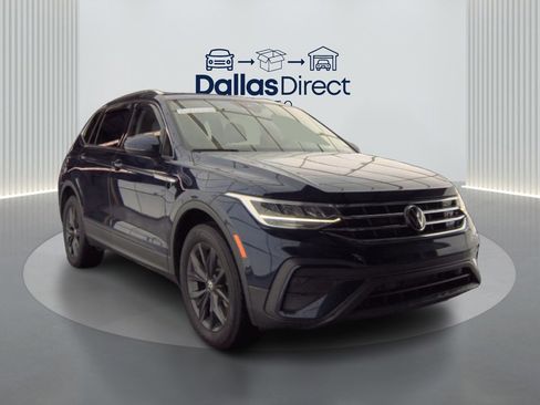 Used 2022 Volkswagen Tiguan SE image 1