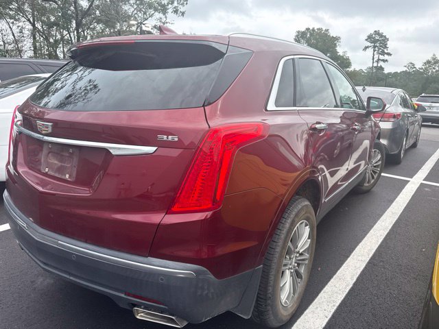 Used 2018 Cadillac XT5 Luxury w/ Driver Awareness Package FWD image 2