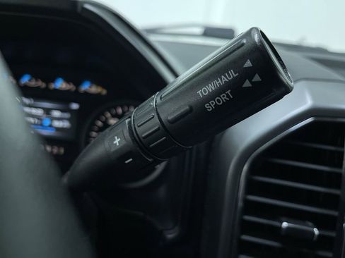 Used 2017 Ford F150 XLT w/ Equipment Group 302A Luxury image 25