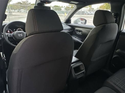 Used 2025 Honda HR-V Sport image 23