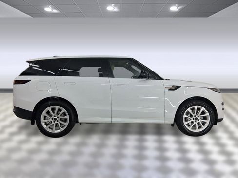New 2026 Land Rover Range Rover Sport SE image 8