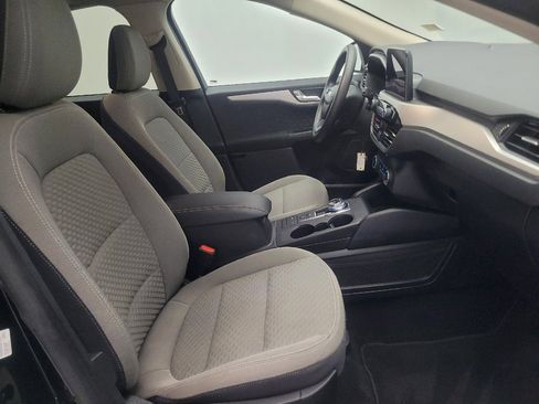 Used 2020 Ford Escape SE image 21