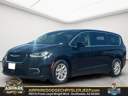 Certified 2024 Chrysler Pacifica Touring-L