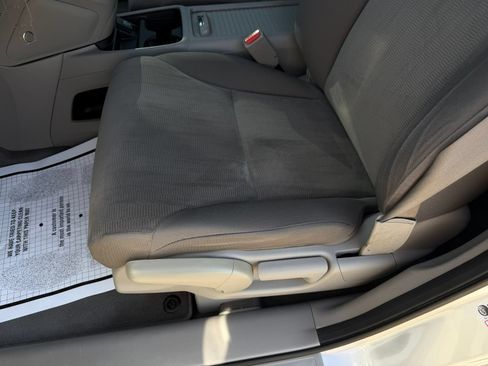Used 2014 Honda CR-V LX image 11