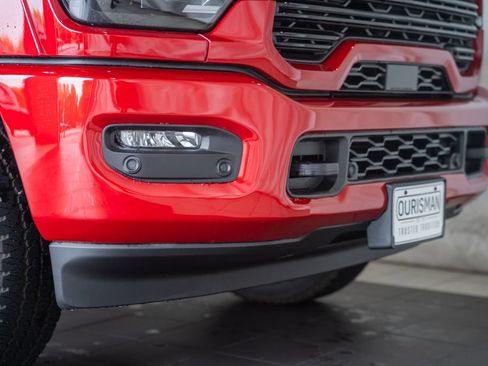 New 2026 RAM 2500 Laramie AWD/4WD image 14