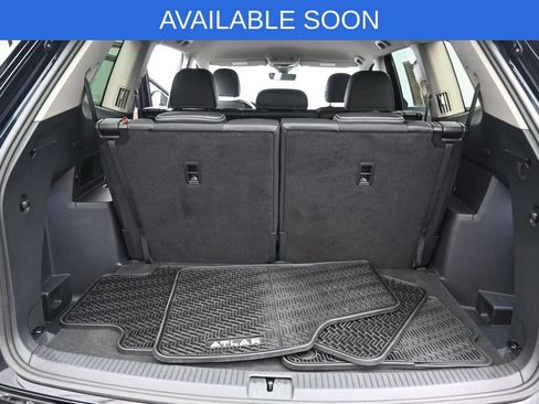 Used 2025 Volkswagen Atlas SE AWD/4WD image 30