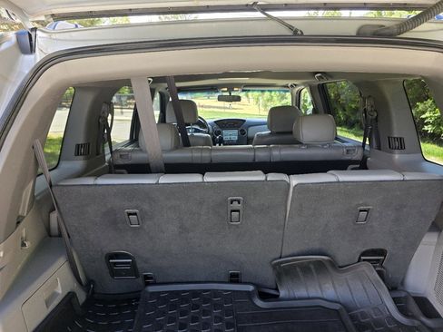 Used 2011 Honda Pilot EX-L image 10