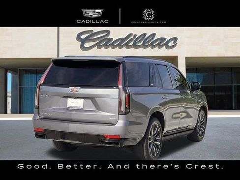 Used 2021 Cadillac Escalade Sport Platinum AWD/4WD image 3