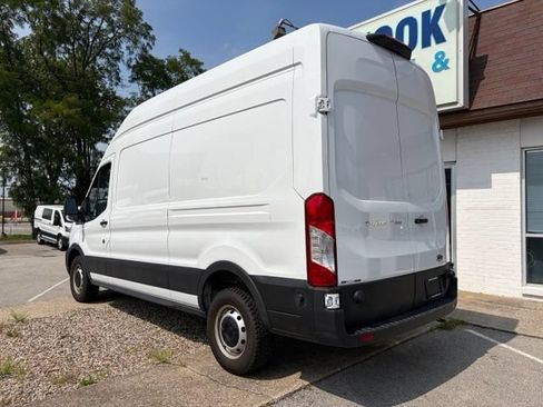 Used 2024 Ford Transit 250 148 High Roof w/ Load Area Protection Package RWD image 8