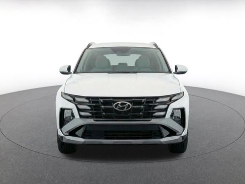 Used 2025 Hyundai Tucson SEL FWD image 2
