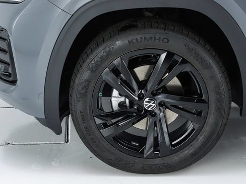 New 2026 Volkswagen Atlas Cross Sport SEL R-Line AWD/4WD image 5