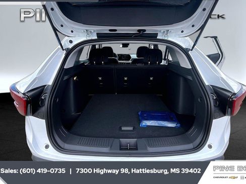 Used 2026 Chevrolet Trax LS w/ LS Convenience Package FWD image 21