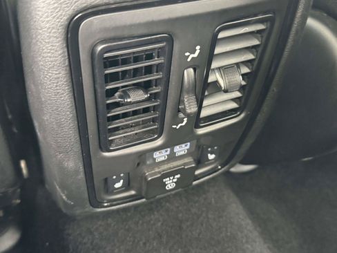 Used 2023 Dodge Durango GT AWD/4WD image 29