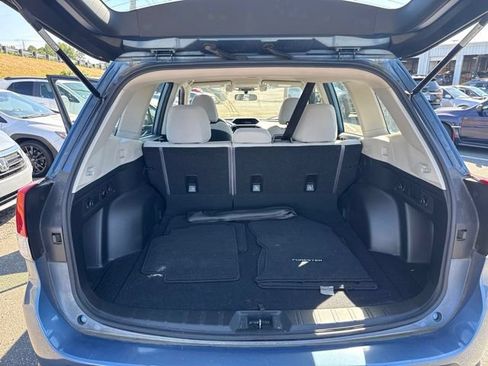 Used 2021 Subaru Forester AWD/4WD image 19