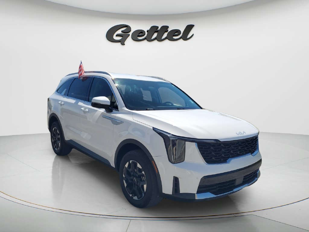 Used 2025 Kia Sorento S AWD/4WD image 3