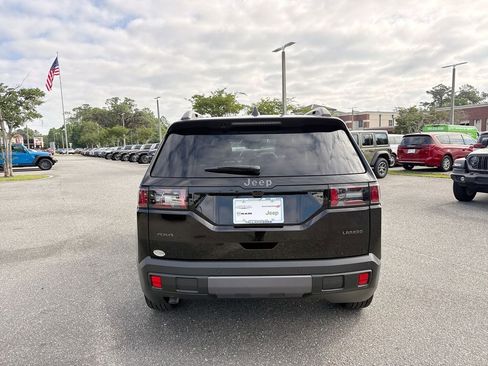 New 2026 Jeep Cherokee Laredo AWD/4WD image 4