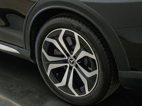 Used 2025 Mercedes-Benz E 450 4MATIC All-Terrain Wagon image 11