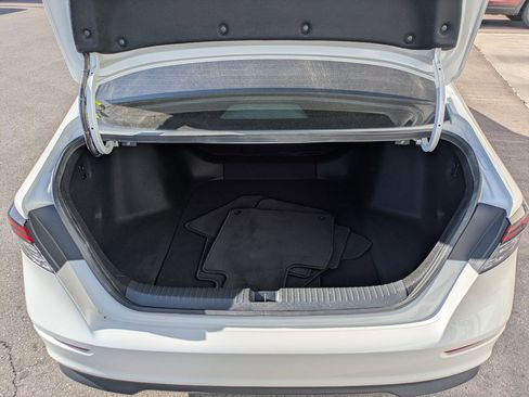 Used 2023 Honda Accord EX image 31