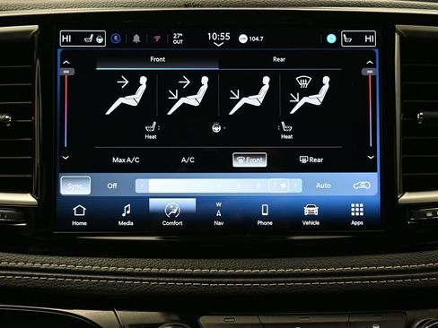 Certified 2024 Chrysler Pacifica Select image 24