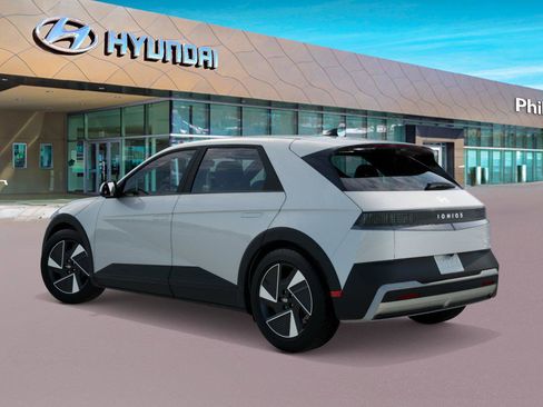 New 2026 Hyundai Ioniq 5 SEL AWD/4WD image 5
