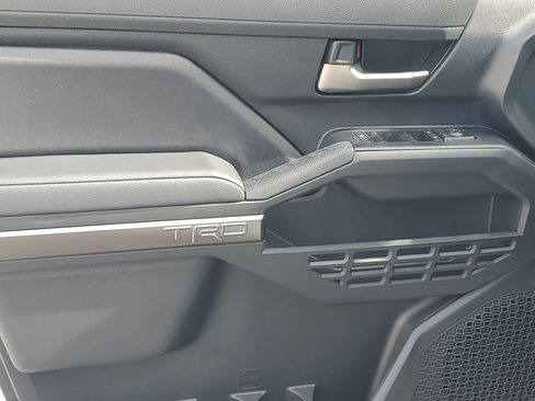 Certified 2025 Toyota Tacoma TRD Sport image 41