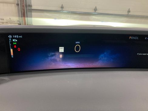 Used 2026 Lincoln Nautilus Premier w/ Equipment Group 102A image 27