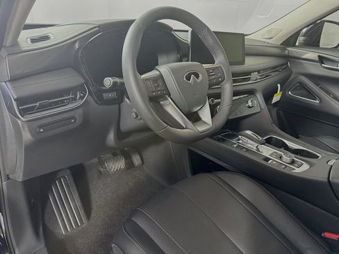 Used 2026 INFINITI QX60 Luxe w/ Family Package AWD/4WD image 11