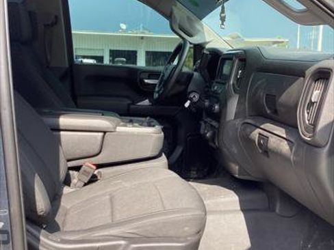 Used 2020 Chevrolet Silverado 1500 Custom Trail Boss w/ Custom Convenience Package AWD/4WD image 15