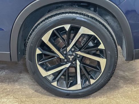 Used 2024 Mitsubishi Outlander SE AWD/4WD image 51