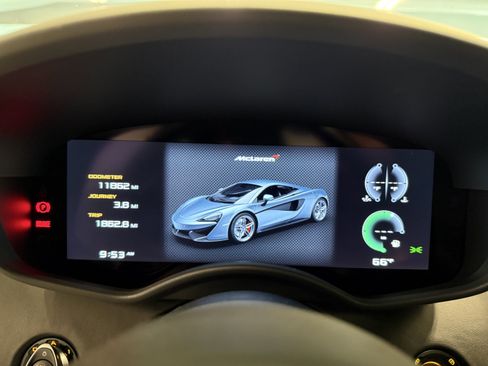 Used 2019 McLaren 570S Coupe RWD image 12