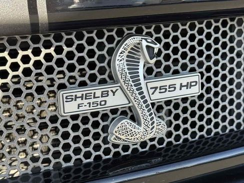 Used 2019 Ford F150 Lariat w/ Equipment Group 502A Luxury AWD/4WD image 15