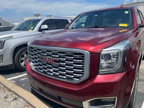 Used 2019 GMC Yukon XL Denali w/ Open Road Package AWD/4WD image 6