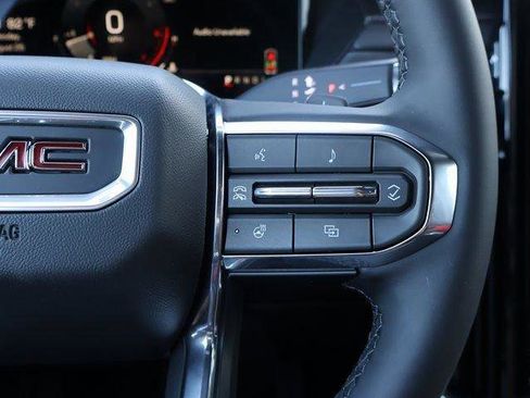 New 2026 GMC Acadia Elevation image 34