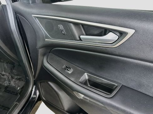 Used 2020 Ford Edge SEL w/ Convenience Package FWD image 31