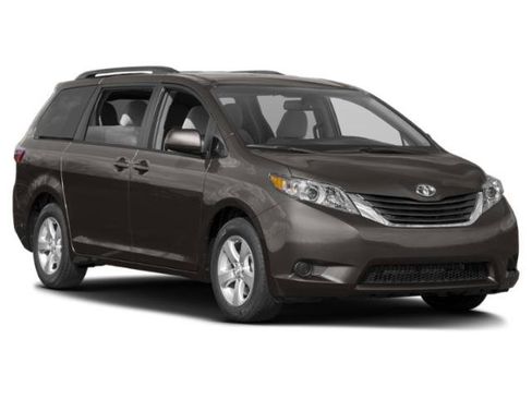 Used 2015 Toyota Sienna LE FWD image 6
