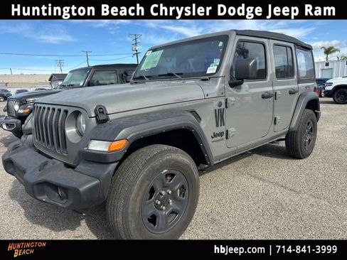 Used 2022 Jeep Wrangler Unlimited Sport AWD/4WD image 1
