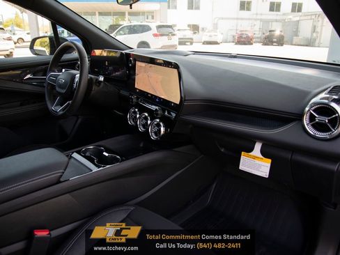 New 2026 Chevrolet Blazer EV LT w/ Midnight/Sport Edition AWD/4WD image 15