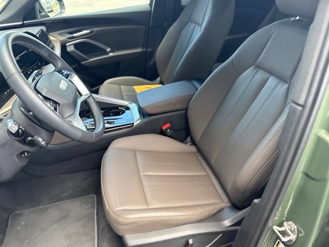 Used 2025 Audi Q5 Premium w/ 19" Wheel Package AWD/4WD image 10