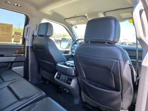 Used 2023 Ford F150 Lariat AWD/4WD image 34