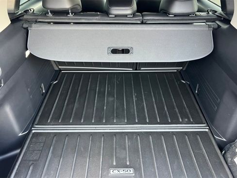 Used 2025 MAZDA CX-50 AWD 2.5 S w/ Weather Package image 19