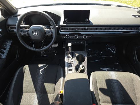 Certified 2025 Honda Civic Sport image 13
