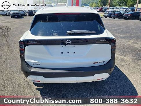 Certified 2025 Nissan Kicks SR w/ SR Premium Package AWD/4WD image 7