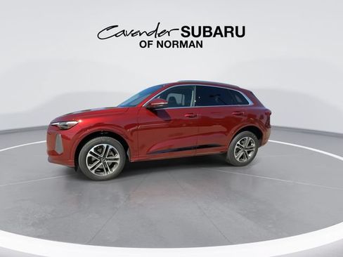 Used 2025 Audi Q5 Premium Plus w/ Premium Plus AWD/4WD image 5