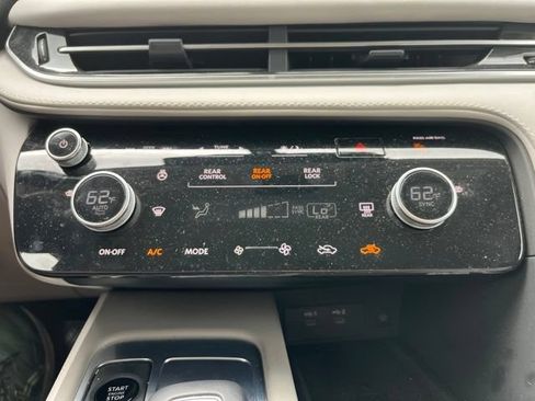 Used 2026 INFINITI QX60 Pure w/ Cargo Package AWD/4WD image 19